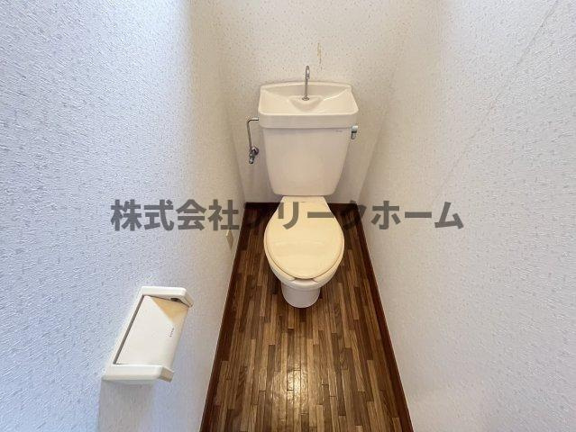 赤澤貸家のトイレ