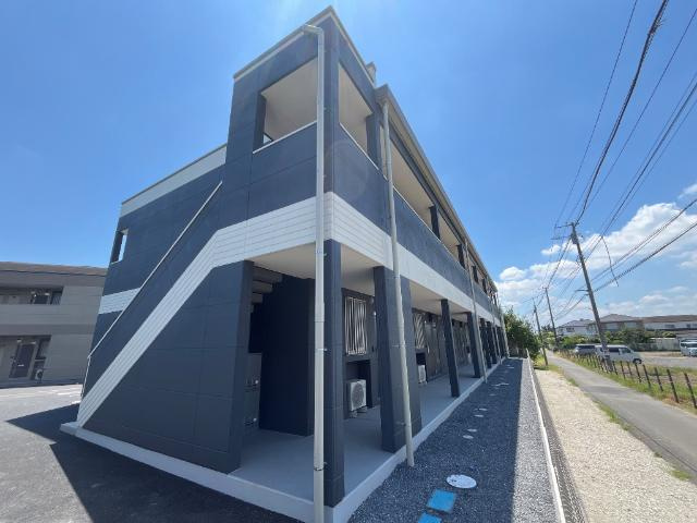 ロードスターのエントランス|外観写真（昼）