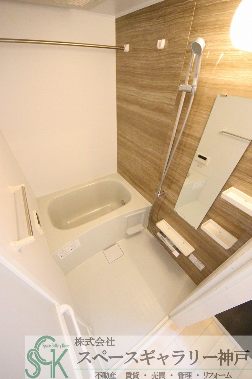 カーサ　ドルチェの浴室|※お部屋により仕様が異なる場合があります※