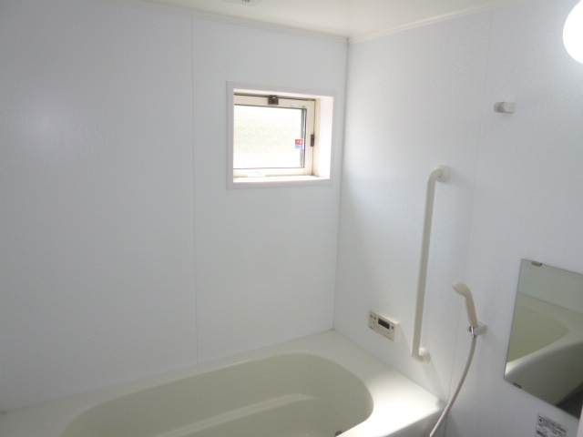 アドラブールCの浴室