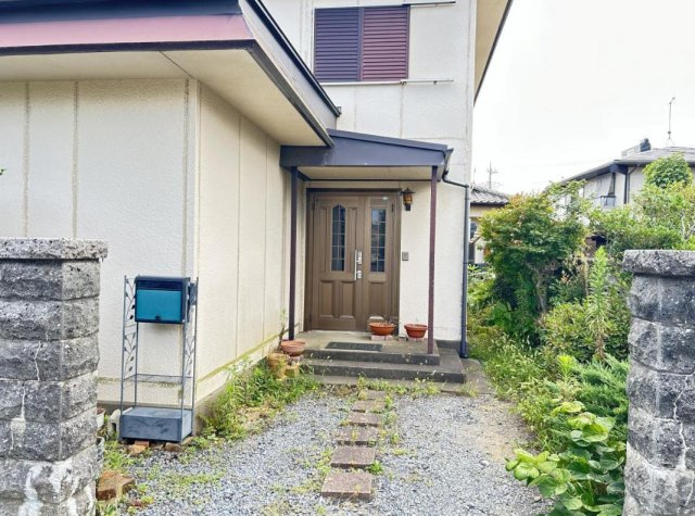 ひたちなか市大字高野　中古戸建の駐車場