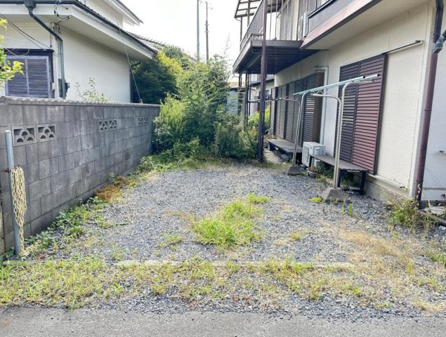 ひたちなか市大字高野　中古戸建の駐車場