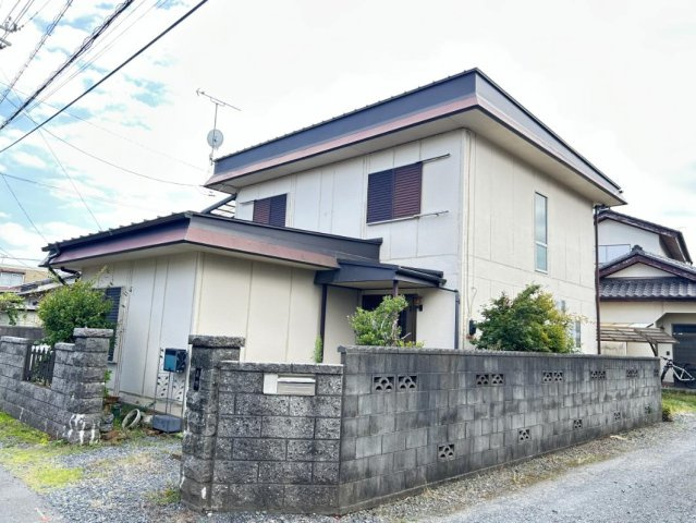 ひたちなか市大字高野　中古戸建の外観|たっぷりの陽光と心地よい風が舞い込む住まい♪