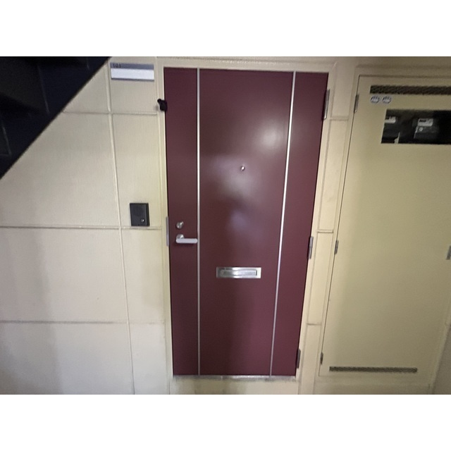 川口プラザＥの玄関