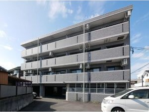 セゾンモリの駐車場