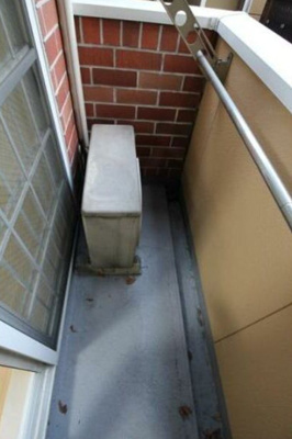 【バルコニー】 | ヨーロピアンシャレー城南 | 広々としたバルコニーです