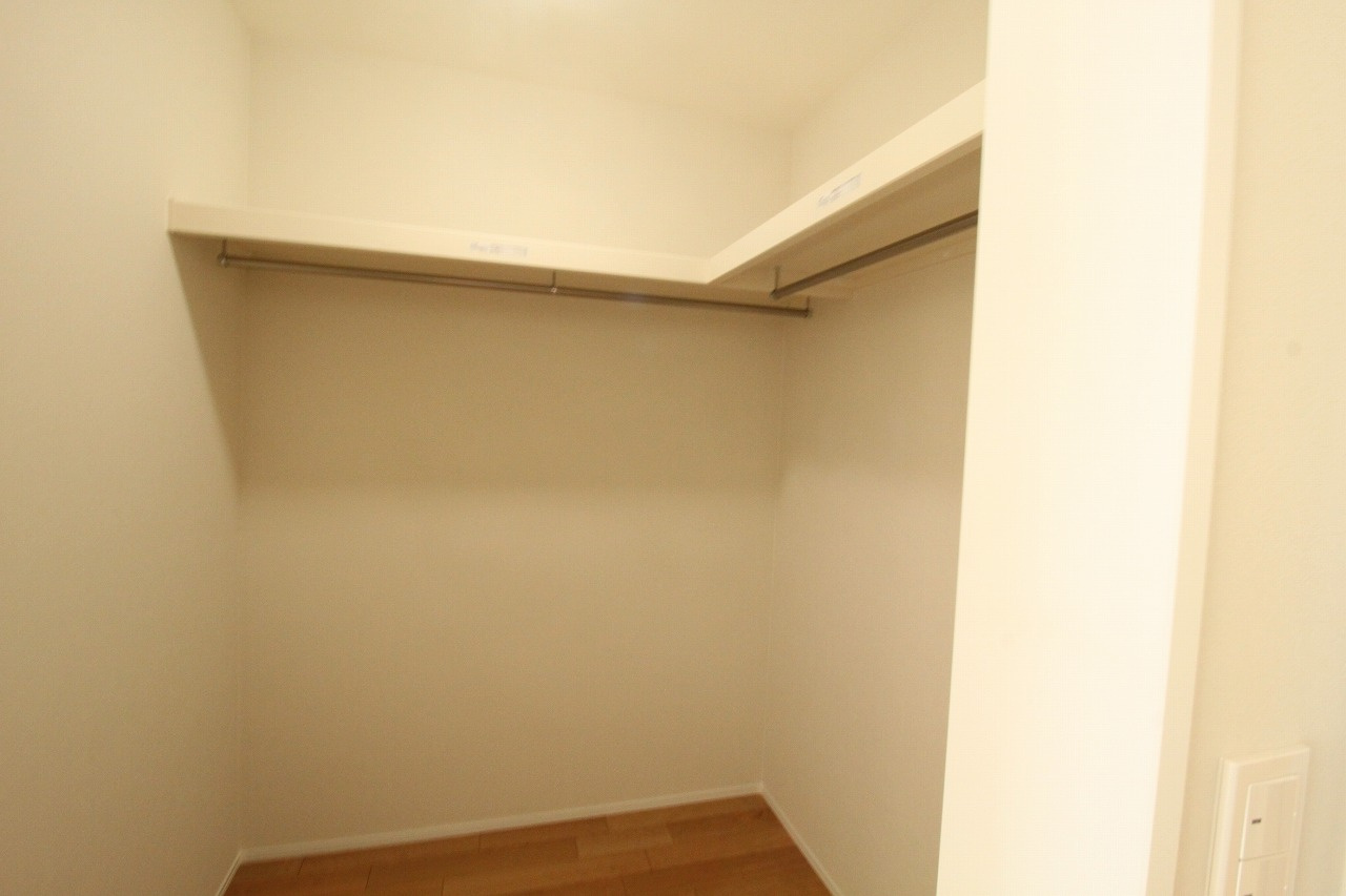 旭町3丁目　新築戸建の収納|2.0帖
