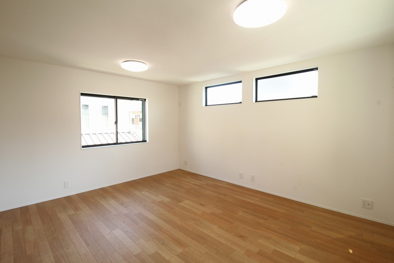 旭町3丁目　新築戸建の洋室|2Ｆ　5.76帖+5.76帖