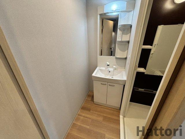 Re-be東三国の独立洗面台