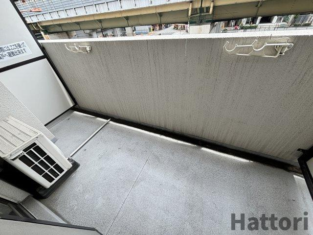 Re-be東三国のバルコニー