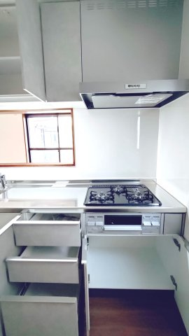 東大阪市横小路町　中古戸建のキッチン