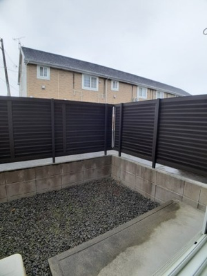 【庭】 | アルト・ピアーノ有本Ⅲ | たまにはお庭で休日を過ごしてみるのもよいかもしれません