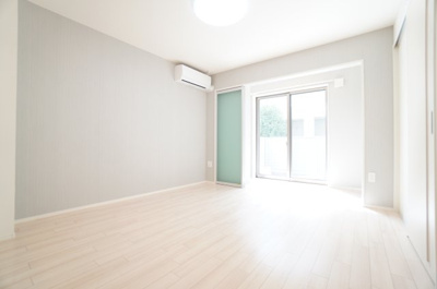 【その他】 | ラ・ヴィータ | ※同物件・反転タイプの写真です。