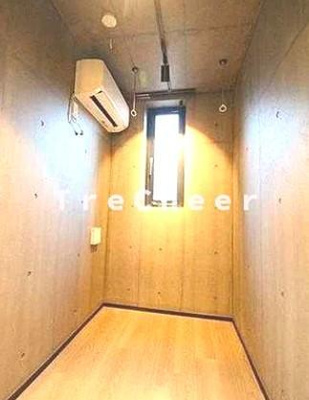 【寝室】 | ジエイト(the eight)