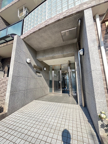 エスポワール西宮（青木町）のエントランス