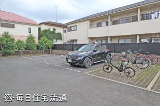 【駐車場】