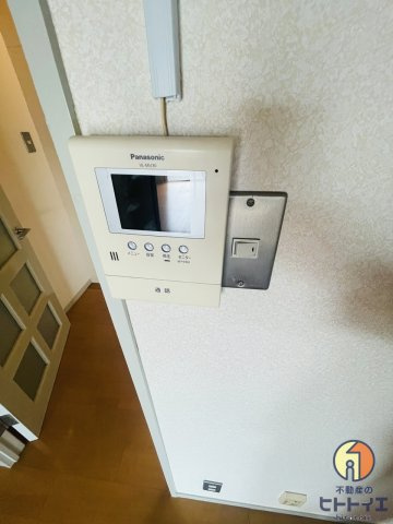 大坪ビルのセキュリティ|モニター付きインターホンです