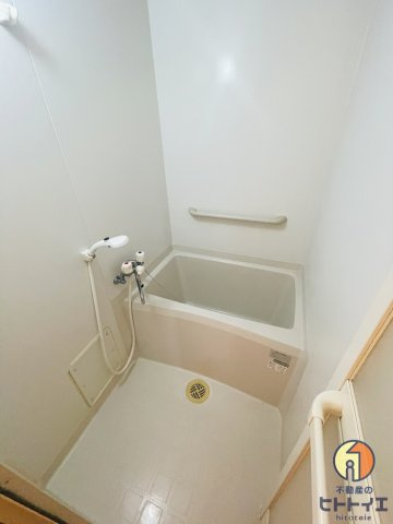 大坪ビルの浴室