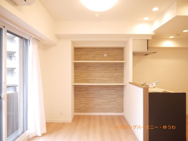 【展望】 | 菱和パレス池袋駅前 | ここからは空が遠くまで見える。紺碧、曇天、茜色。