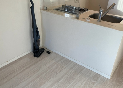 【キッチン】 | エクセレントシティ古淵駅前 | L型アイランドタイプは、キッチンからダイニングにもリビングにも目が行き届くので、とても使いやすい配置です。L字型独立タイプは、キッチンを独立させてるためLDKというよりもLDといった様なイメージです。