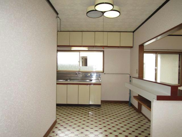 武佐1-26-27貸家のキッチン