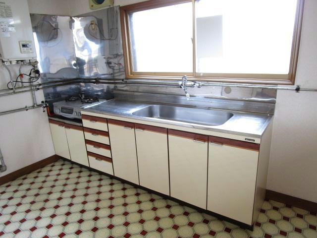 武佐1-26-27貸家のキッチン