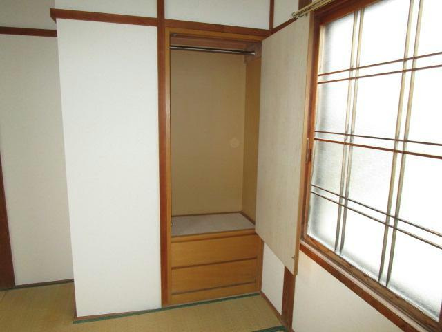 武佐1-26-27貸家の収納