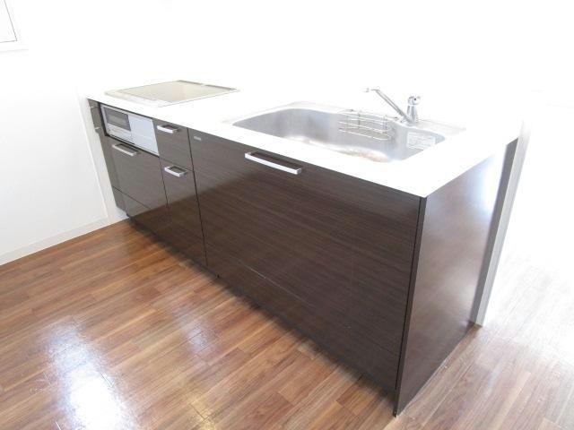 ＢＲＩＳＥ ＳＥＡＳＯＮ双葉テラスのキッチン