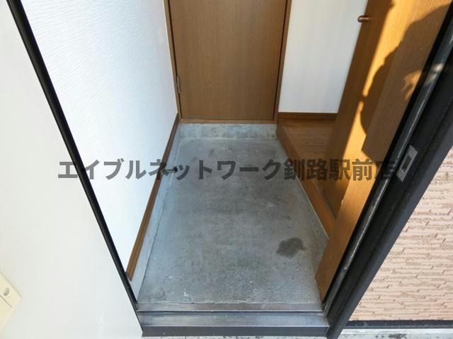 ミレニアムハイツの玄関