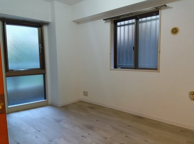 ステイツ苦楽園の洋室|約６帖の洋室　ゆったりした洋室です