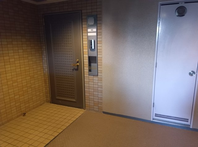 ステイツ苦楽園の玄関|シンプルで使いやすい玄関です