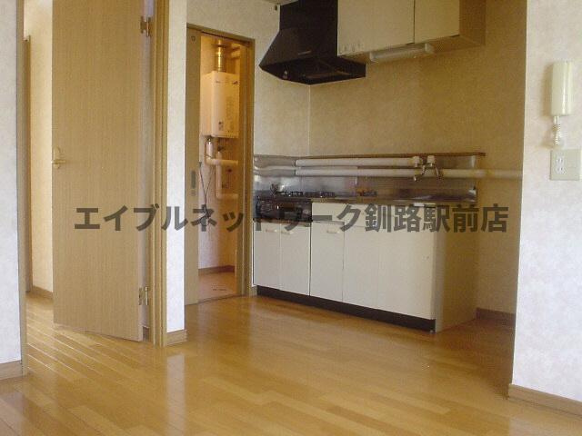 KUROSU.20のキッチン