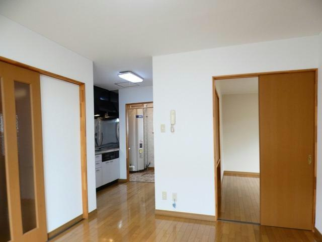 ボヌール幸の居間・リビング