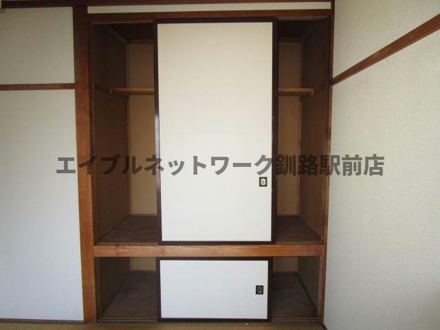 高田ハイツのエントランス