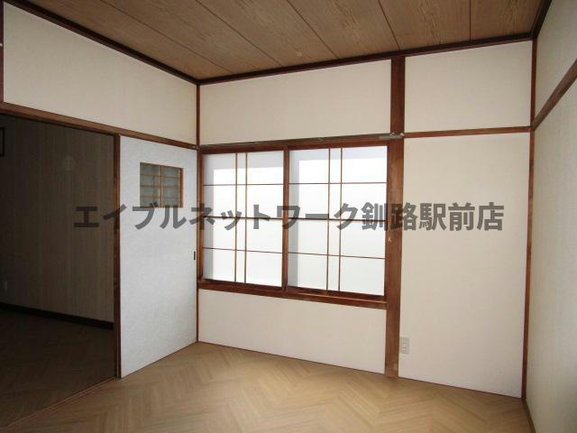 大沢マンションの居間・リビング