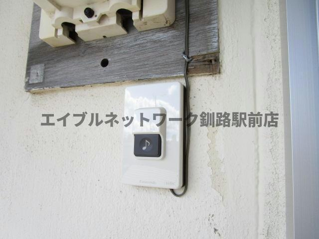 大沢マンションの玄関