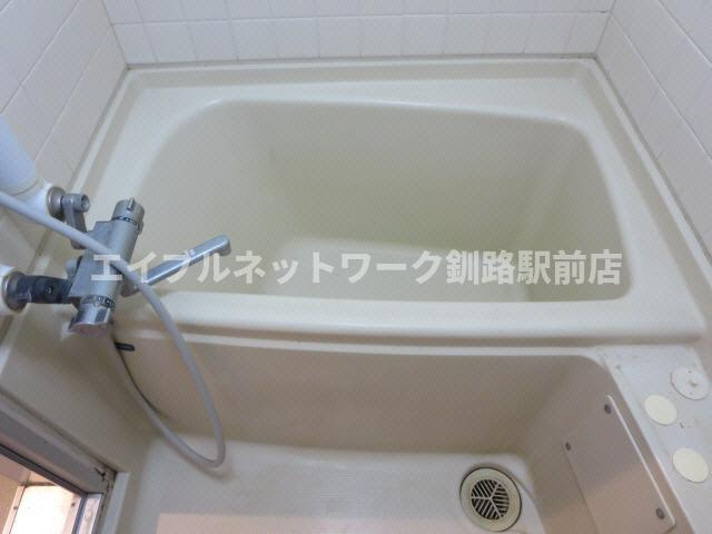 コーポ鶴ヶ岱の浴室