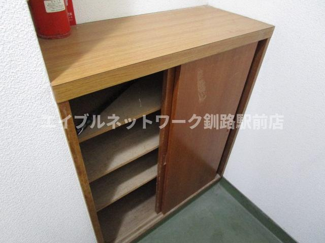 コーポ鶴ヶ岱の玄関