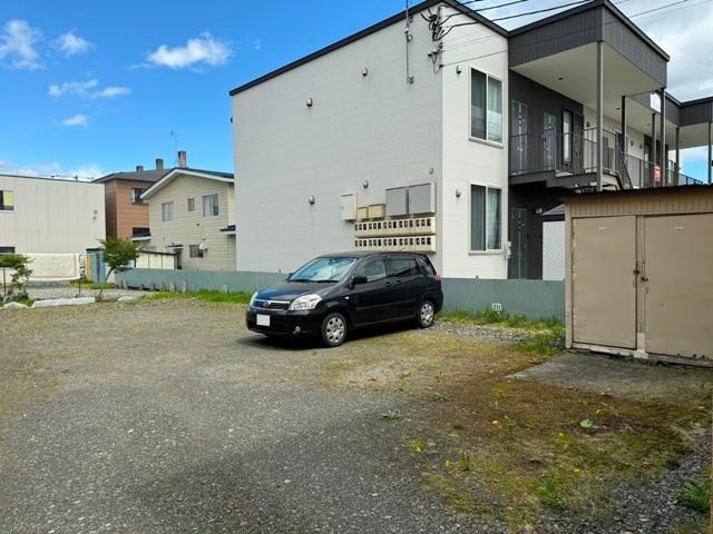 コダマハイツ1の駐車場