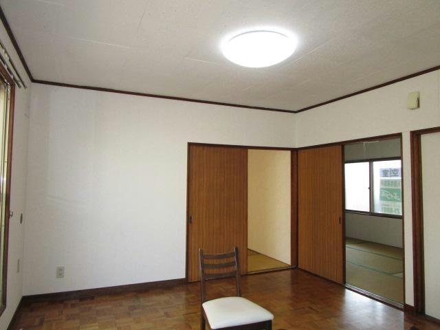 コダマハイツ1の居間・リビング