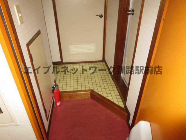 富士マンション暁の玄関