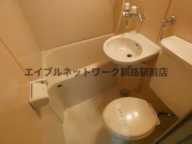 富士マンション暁の浴室