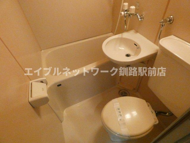 富士マンション暁の浴室