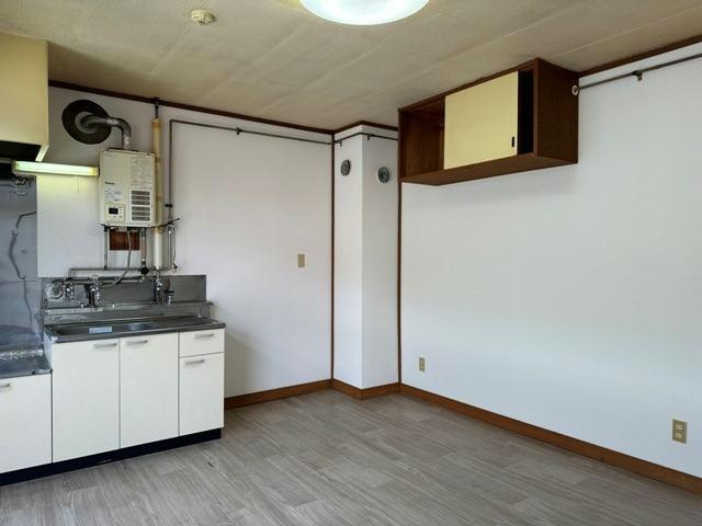 若葉マンションの居間・リビング