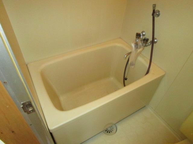 パークハイツ（松浦町）の浴室