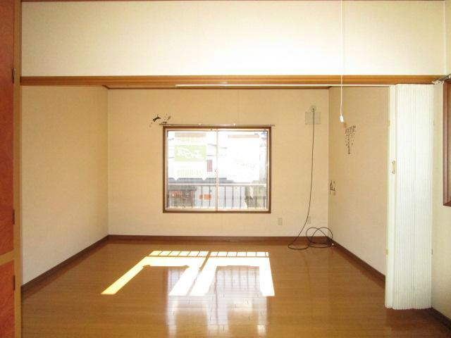 パークハイツ（松浦町）の居間・リビング