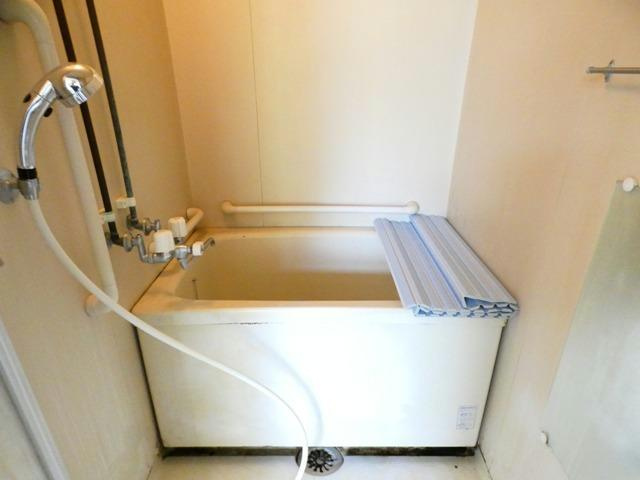 フラワーハイツ（緑ヶ岡）の浴室