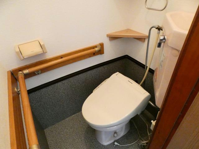 フラワーハイツ（緑ヶ岡）のトイレ