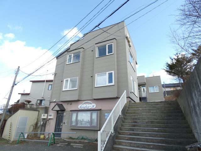 レインボーハイツの外観