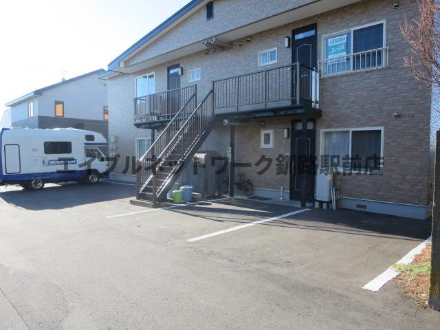 ドリームハイツの駐車場